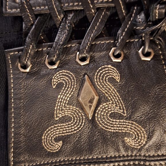 Harley-Davidson Black Leather Vest - Picture 3 of 4